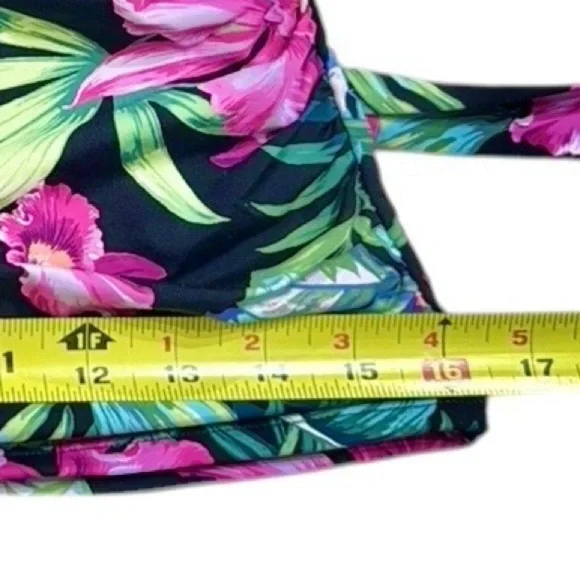 Tommy Bahama Coastal Gardens Underwire Halter Tankini Top